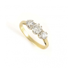 18k Yellow Gold Three Stone Diamond Ring 0.80ct G/VS2
